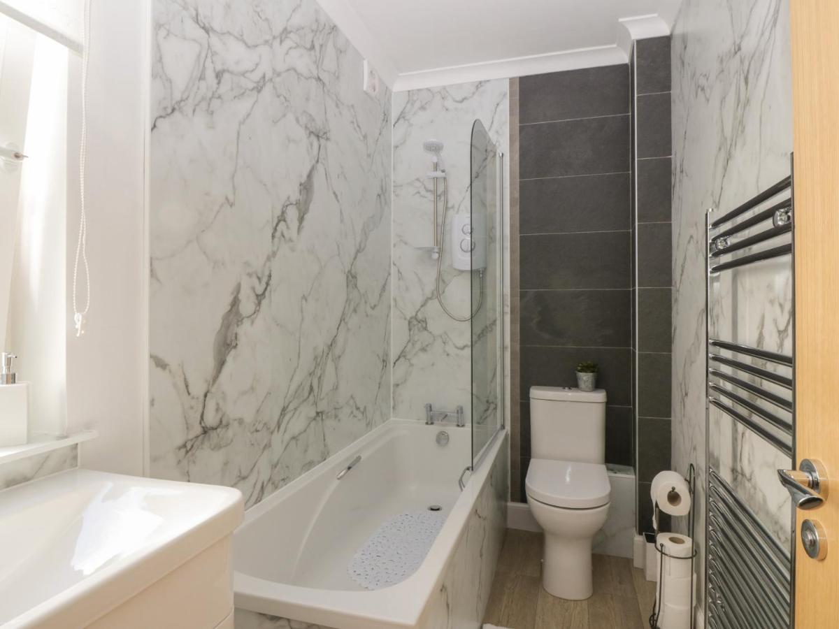 Simply Suite Castle Douglas Ngoại thất bức ảnh