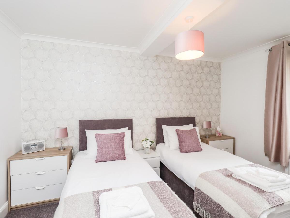 Simply Suite Castle Douglas Ngoại thất bức ảnh